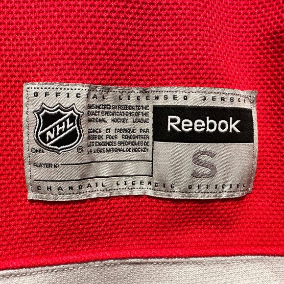 Reebok NHL Men's Small Detroit Red Wings Hockey Players Jersey - Picture 4 of 5